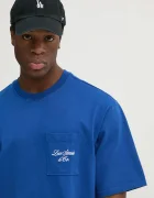 Levi's Памучна тениска HALF SLEEVE GR PCKT T в синьо с изчистен дизайн 001MH