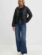 Levi's Пухено яке WILLA DOWN PACKABLE в черно преходен модел A8320