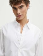 Levi's Риза мъжка в бяло с кройка по тялото с класическа яка 86625-0038