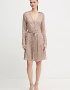 Marciano by Guess Рокля BRITNEY в бежово къса разкроена 5BGK54 7298A