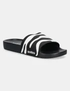 Melissa Чехли ANIMAL PRINT SLIDE AD
