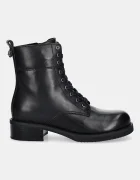 Michael Michael Kors Боти Lyle в черно с равна подметка 40F5LYFB7L.001