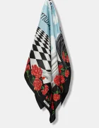 Moschino Копринено шалче