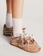 Naked Wolfe Велурени маратонки Adored в бежово Adored Mushroom Suede