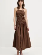Never Fully Dressed Рокля