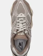 New Balance 9060 кафяв GC9060EX