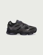 New Balance 9060 маратонки за деца черни G90606YK