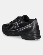 New Balance Маратонки 740 в черно GR740BM