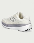 New Balance обувки за бягане дамски 1080 бежови W10804VQ