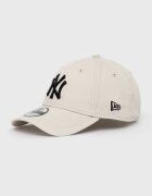 New Era Памучна шапка LEAGUE ESSENTIAL 9FORTY® в бежово с апликация 12380590