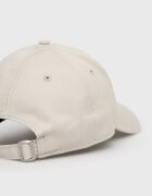 New Era Памучна шапка LEAGUE ESSENTIAL 9FORTY® в бежово с апликация 12380590