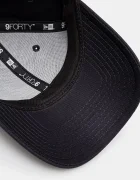 New Era Памучна шапка с козирка в тъмносиньо с апликация 60595196