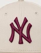 New Era шапка с козирка от памук LEAGUE ESS 9FORTY® бежова 60915726