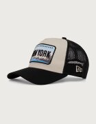 New Era шапка trucker LICENCE PLATE TRUCKER бежова 60915918