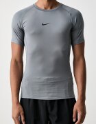 Nike тениска за трениране мъжка Pro сива FB7932.084