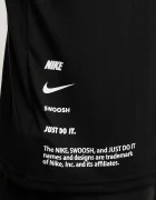 Nike Тениска за трениране в черно NESSF523