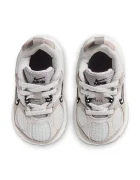 Nike V5 RNR Suede маратонки за бебе бежови IR5161