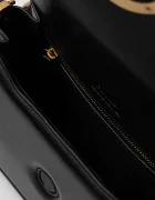 Pinko Кожена чанта в черно 104297 A26L