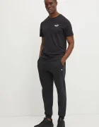 Puma Памучна тениска Essential Logo в черно с апликация 682534