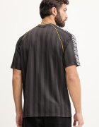 Puma Тениска KING Relaxed Football Jersey в черно с десен 632563