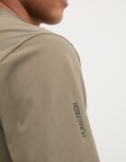 Puma Тениска tech в зелено с изчистен дизайн 634413