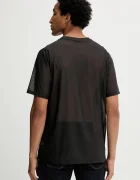 Puma Тениска в черно с десен 632505