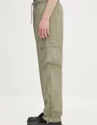 Rains Панталон Cargo Rain Pants Regular W3 мъжки в зелено с кройка тип карго 18850.108