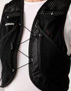 Salomon Жилетка за бягане черна LC2205400