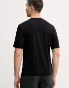 Sisley Памучна тениска в черно с принт 3I1XS104O