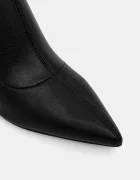 Steve Madden Ботуши Leisured в черно с тънък ток 11003500