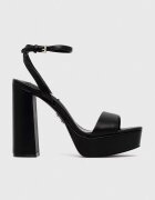 Steve Madden Сандали Lessa