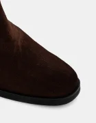 Steve Madden Велурени ботуши Novi в кафяво с равна подметка 11004728