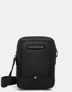 Tommy Hilfiger Чанта през рамо в черно AM0AM14011