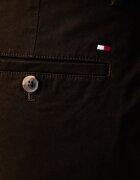 Tommy Hilfiger панталон чино мъжки от памук с еластан кафяв MW0MW40262