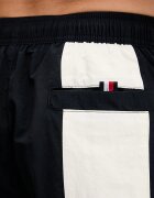 Tommy Hilfiger плувни шорти мъжки тъмносини UM0UM03740