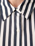 Tommy Hilfiger риза дамска с вискоза тъмносиня на райе WW0WW52927