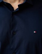 Tommy Hilfiger риза мъжка от памук с еластан тъмносиня MW0MW43749