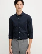 Tommy Hilfiger Риза в тъмносиньо със стандартна кройка с яка с копче MW0MW41059