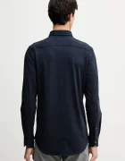 Tommy Hilfiger Риза в тъмносиньо със стандартна кройка с яка с копче MW0MW41059