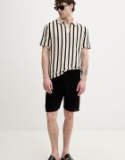 Tommy Hilfiger тениска с яка мъжка от памук бежова MW0MW42770