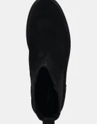 Tommy Hilfiger Велурени боти челси FLAG SUEDE CHELSEA BOOT в черно с равна подметка FW0FW08780