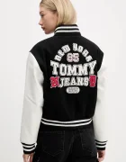 Tommy Jeans Бомбър яке с вълна