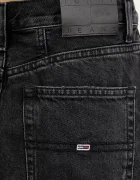 Tommy Jeans Дънкова пола в черно къса със стандартна кройка DW0DW21275