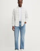 Tommy Jeans Джинсова риза в бяло със стандартна кройка с яка с копче DM0DM22408