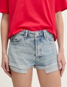 Tommy Jeans къс панталон дамски от деним син с висока талия DW0DW22397