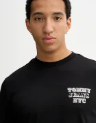 Tommy Jeans Памучна тениска в черно с принт DM0DM22321
