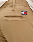 Tommy Jeans Панталон мъжки в зелено с кройка по тялото DM0DM22404