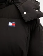 Tommy Jeans Пухено яке в черно зимен модел DW0DW21977