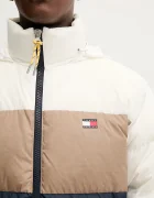 Tommy Jeans Пухено яке в тъмносиньо зимен модел DM0DM22117