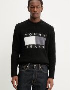 Tommy Jeans Пуловер с вълна от алпака в черно DM0DM22860